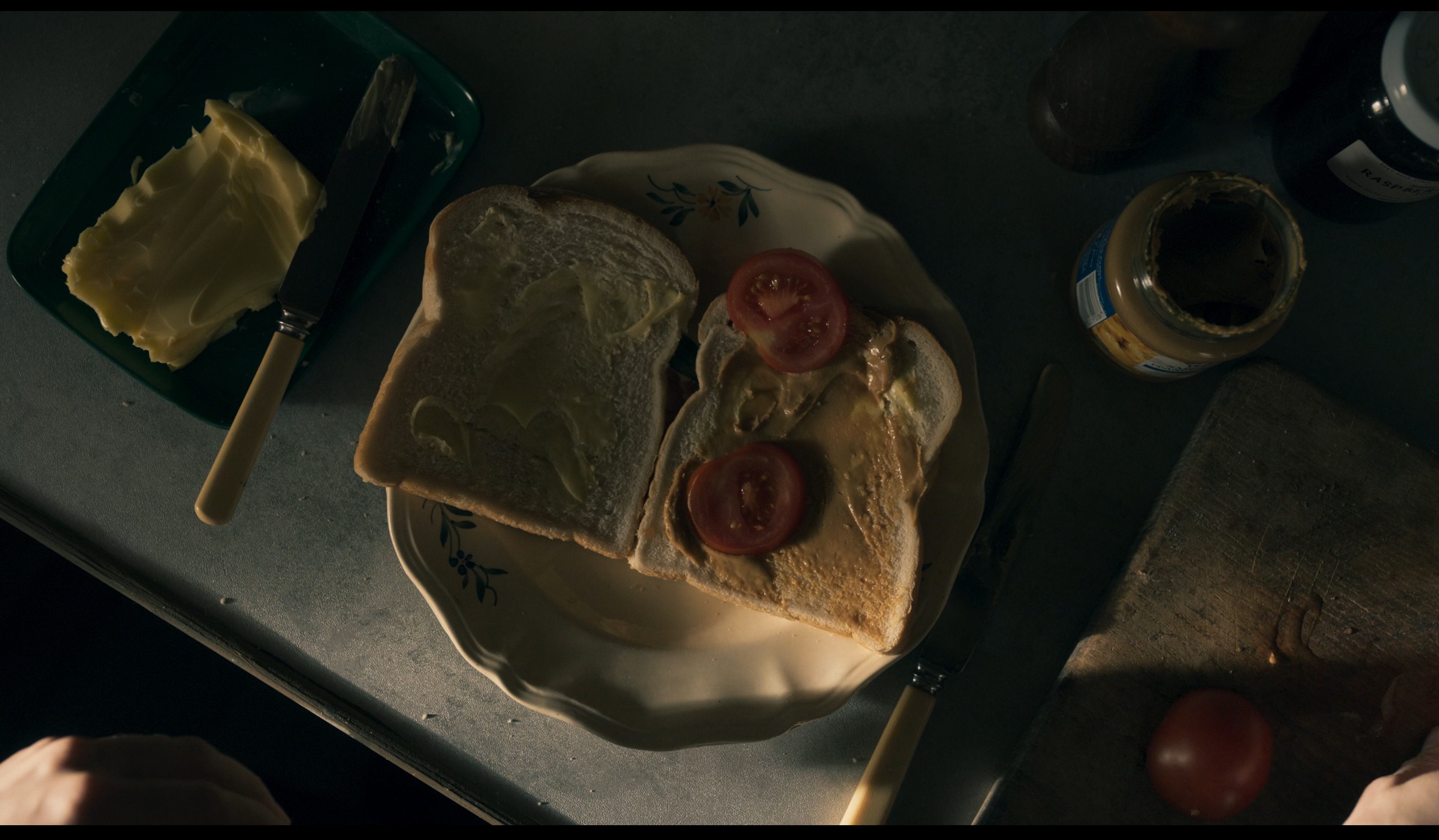 Peanut butter tomato sandwich?!